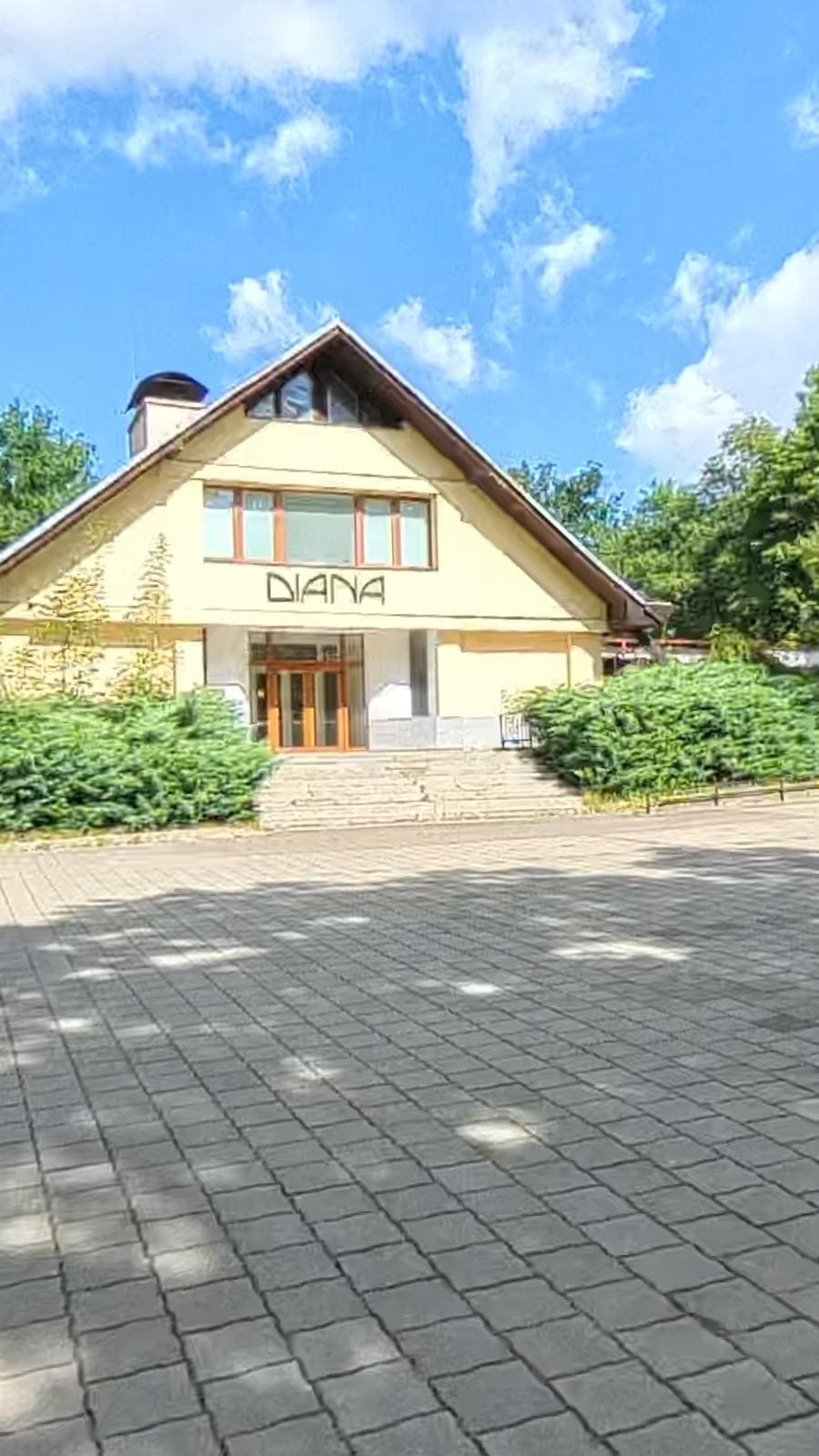 Interiér restaurace DIANA